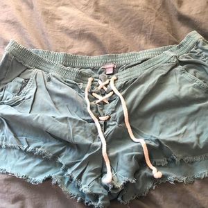 Aerie green shorts. Size xl